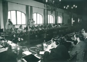 Universidad y medios de comunicación (1987)