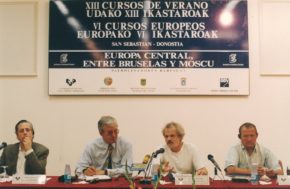 VI Seminario sobre Europa Central. Europa central entre Bruselas y Moscú (1994)