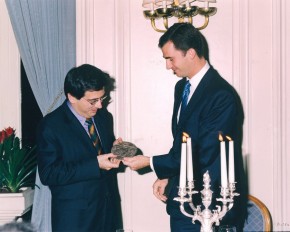 ARCADI ESPADA (2000)