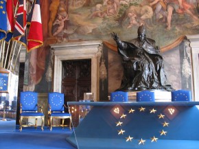 ¿Quién gobernará Europa? ¿Una Constitución europea? (2003)