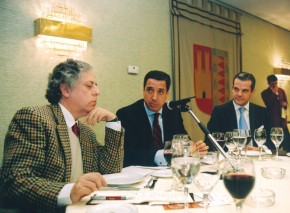 II Jornada de Periodismo Coca-Cola. Prensa y democracia en el XXV aniversario de la Constitución (2003)