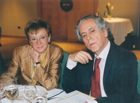 III Jornada de Periodismo Coca-Cola. La televisión en el modelo audiovisual español (2004)