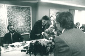 Coloquio con Felipe González, Pte. del Gobierno