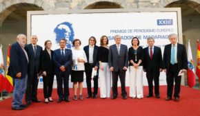 Claudi Pérez, Nuria Sans por Europa Abierta y Elena Ochoa recibieron en Santander el Premio “Madariaga”