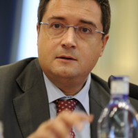 Óscar López
