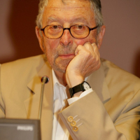 Alberto Oliart