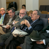 Lluis Foix pregunta a los conferenciantes