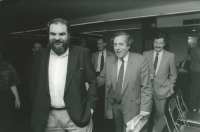 Coloquio con Mario Onaindía