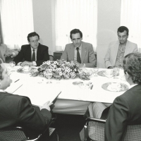 Coloquio con Carlos Ferrer Salat