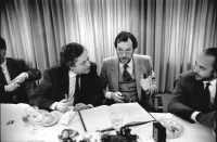 Coloquio con Emilio Casinello