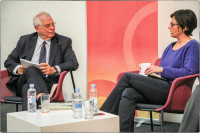Josep Borrell y Valérie Demon