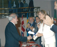 Batalla recibe el Premio Madariaga en 2006