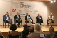 La corona en la política exterior de España