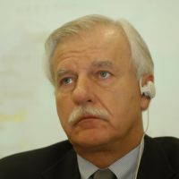 Andrzej Olechowski