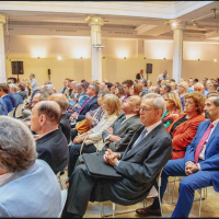 Público en la presentación de la Asociación "Impulso Ciudadano"