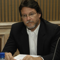 Gustavo Bell