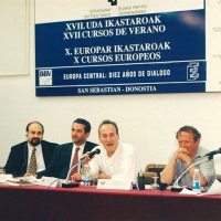 Diez años de diálogo