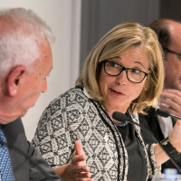 Joana Ortega en un momento del debate