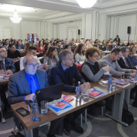 Publico durante de la primera de las sesiones