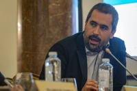 Carlos E. Cué