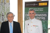 Miguel Ángel Aguilar y el Almirante Fernando García Sánchez