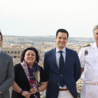 Andrés Martínez, Pilar Requena, Manuel R. Torres y el Capitán de Fragata Federico Aznar