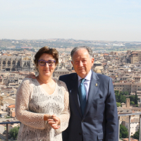 Montserrat Domínguez y el General Félix Sanz Roldán