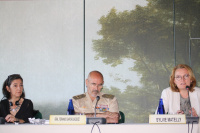 Arantza Martín, el General Fernando García Blázquez y Sylvie Matelly