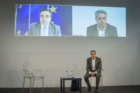 Vicente Vallés conversa con el Vicepresidente  de la Comisión Europea, Margaritis Schinas